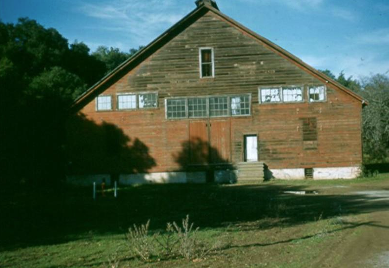 barn